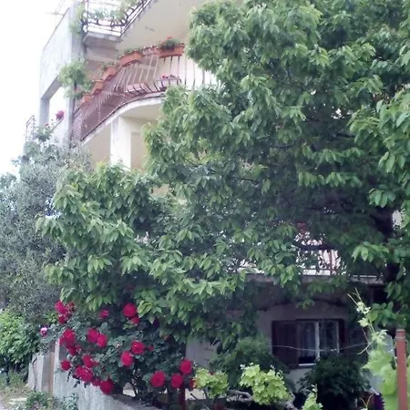 5185-1 For 3 Pers In Brodarica 아파트